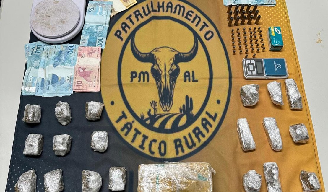 PM flagra mulheres com drogas durante ações em Palmeira dos Índios e Santana do Ipanema