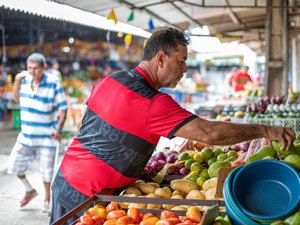 Confira horários de funcionamento de feiras e mercados públicos no feriado