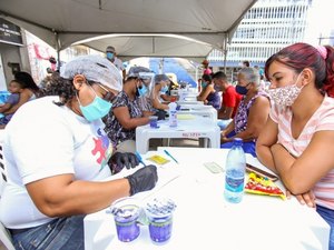 Governo e prefeitura fazem levantamento para realocar famílias que ocupam prédio condenado