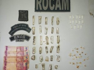 Mulher é presa com 24 pedras de crack em Arapiraca