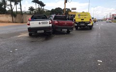 Colisão entre dois carros deixa uma vítima, em Arapiraca