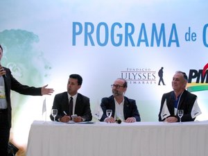 Em Brasília, vice-prefeito de Arapiraca discute plano nacional