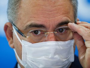 Queiroga diz que testou negativo para Covid-19 e anuncia que voltará 'em breve' ao país