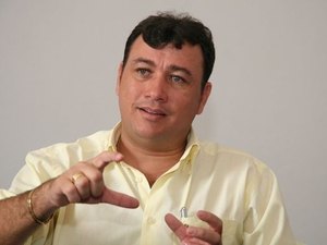 TJ adia análise de denúncia contra Cristiano Matheus