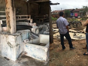 Prefeita de Lagoa da Canoa constata irregularidades na Casa de Farinha