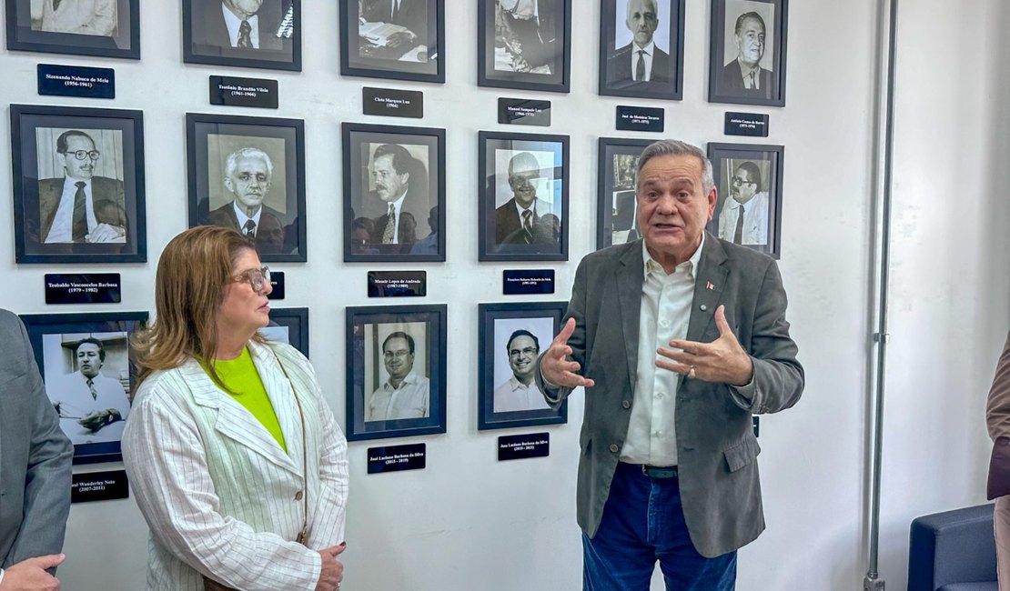 Ronaldo Lessa inaugura Galeria dos Vice-Governadores de Alagoas