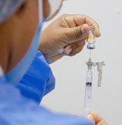 JHC anuncia início de vacinação de trabalhadores da saúde entre 50 e 54 anos