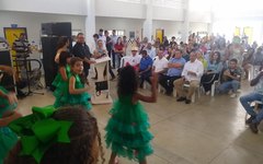 Luciano Barbosa entrega reforma e modernização da Escola Municipal Crispiniano Ferreira de Brito