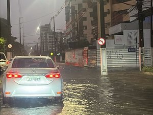 Chuvas intensas colocam Maceió em alerta máximo; Defesa Civil registra 89 ocorrências