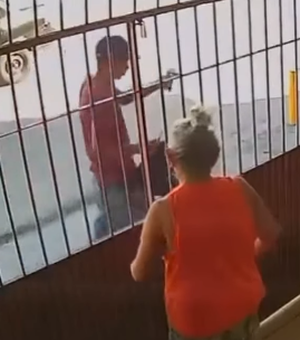 Mulher impede tentativa de invasão a residência no Benedito Bentes, em Maceió