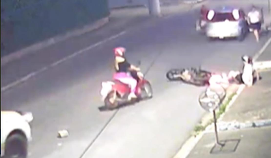 Motociclista sofre acidente ao desviar de buraco em Arapiraca