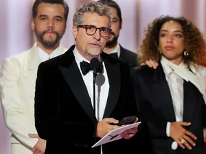 Kleber Mendonça Filho quebra silêncio após derrotas do Brasil no Oscar