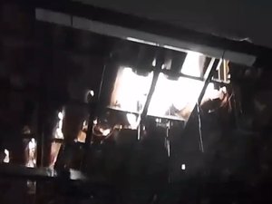 Raio atinge telhado de residência e assusta moradores em Pilar