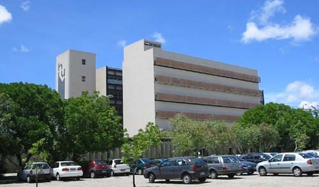 Hospital Universitário de Maceió convoca mais 80 servidores