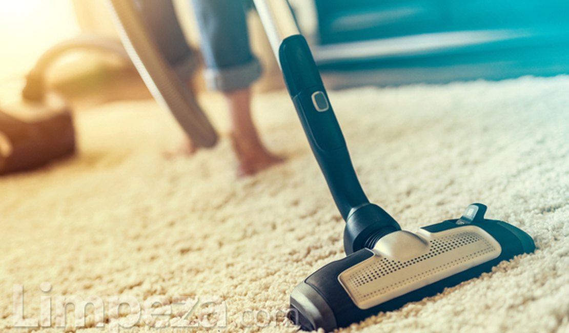 Mulher é presa após furtar aspirador de pó em loja no Tabuleiro dos Martins