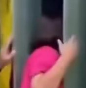 Michelle Bolsonaro discute com cidadãos em seção eleitoral de Brasília