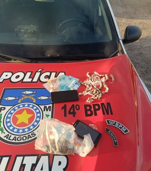 Jovem casal é preso acusado de tráfico de drogas no município de Jundiá