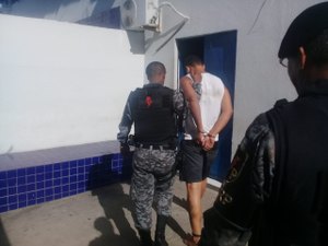 Operação da Polícia prende suspeito de tráfico de drogas no bairro do Trapiche 