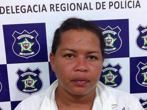 Polícia desmancha boca de fumo e prende mulher de ?Rodrigo matador?