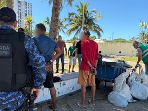 Dupla é presa suspeita de receptação de cabos de energia na orla de Maceió