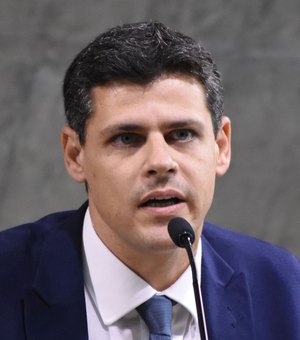 IOF não financiará Auxílio Brasil em 2022, diz secretário