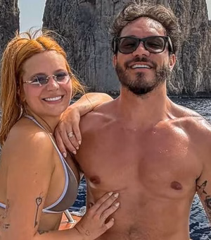 Viih Tube e Eliezer curtem passeio de barco em Capri, na Itália