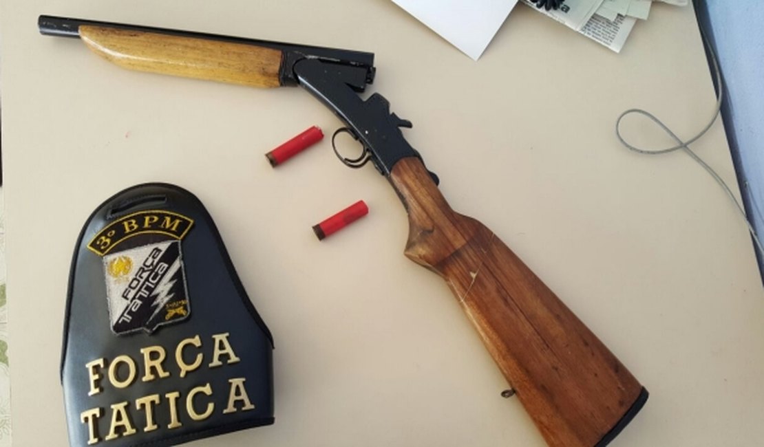 Jovem é preso com arma e munições intactas em Arapiraca