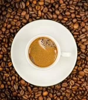Britânico morre de overdose de cafeína, após consumir o equivalente a 200 doses de café
