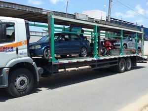 Operação do BPTran autua 20 motoristas e flagra condutores dirigindo sem habilitação