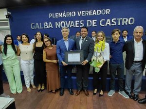 Rafael Brito é reconhecido como maior defensor da educação pública de Alagoas