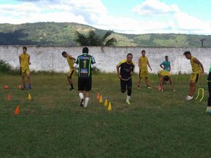 Com vários jogadores do Murici, time do Zumbi treina para 2ª divisão de Alagoas