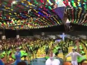 [Vídeo] Quadrilha Lengo Tengo realiza festival de prêmios para ajudar em custos 