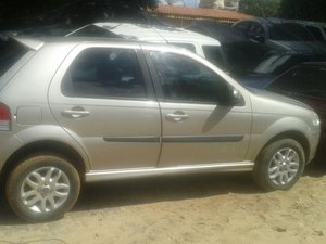 Carro é roubado em Girau do Ponciano e abandonado em Arapiraca