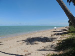 Homem tem R$ 1.500,00 e objetos furtados em praia de Porto de Pedras