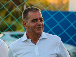 Ex-prefeito de Junqueiro se movimenta para possível retorno a política em 2028