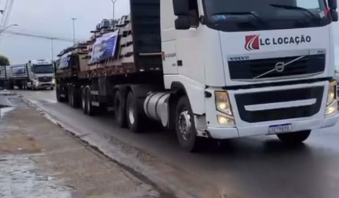 [Vídeo] Chegada de materiais do VLT de Arapiraca reforça início imediato das obras