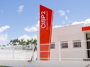 Homem é preso por agredir esposa e enteada em Taquarana