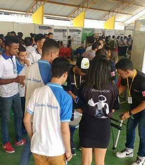 Mostra Científica reúne experimentos de alunos de escola pública de Arapiraca