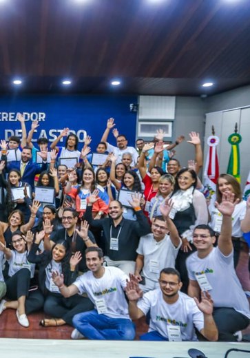 Plenarinho: Estudantes tomam posse e aprovam projetos voltados para educação e geração de emprego