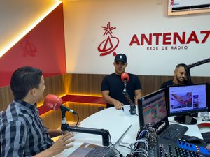Cantor Alan Araújo conta sobre trajetória musical em entrevista