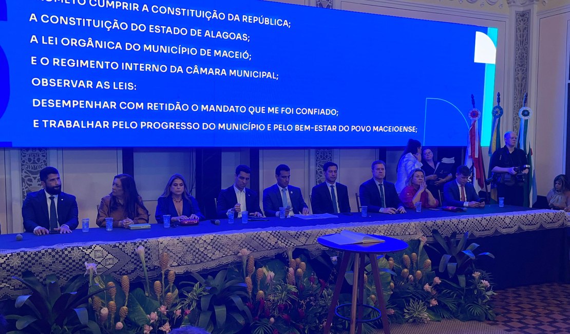 JHC, Rodrigo Cunha e vereadores eleitos tomam posse nesta quarta-feira (1)