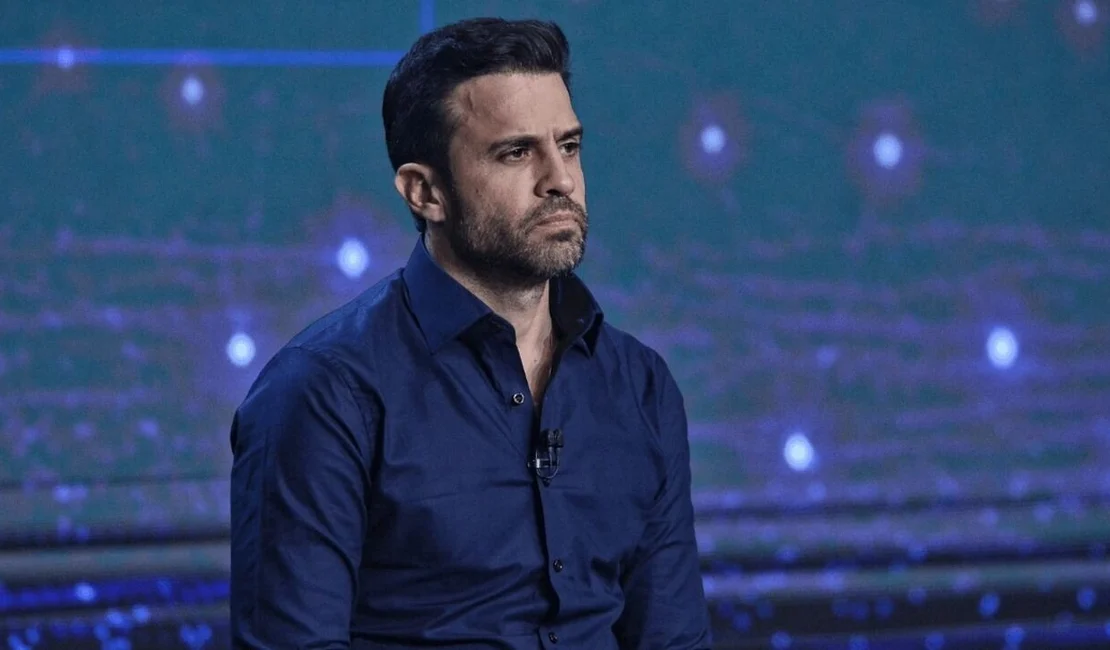 Pablo Marçal vem a AL lançar candidatura de blogueiro ao senado