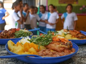 Concurso vai premiar melhores receitas produzidas em escolas de Maceió