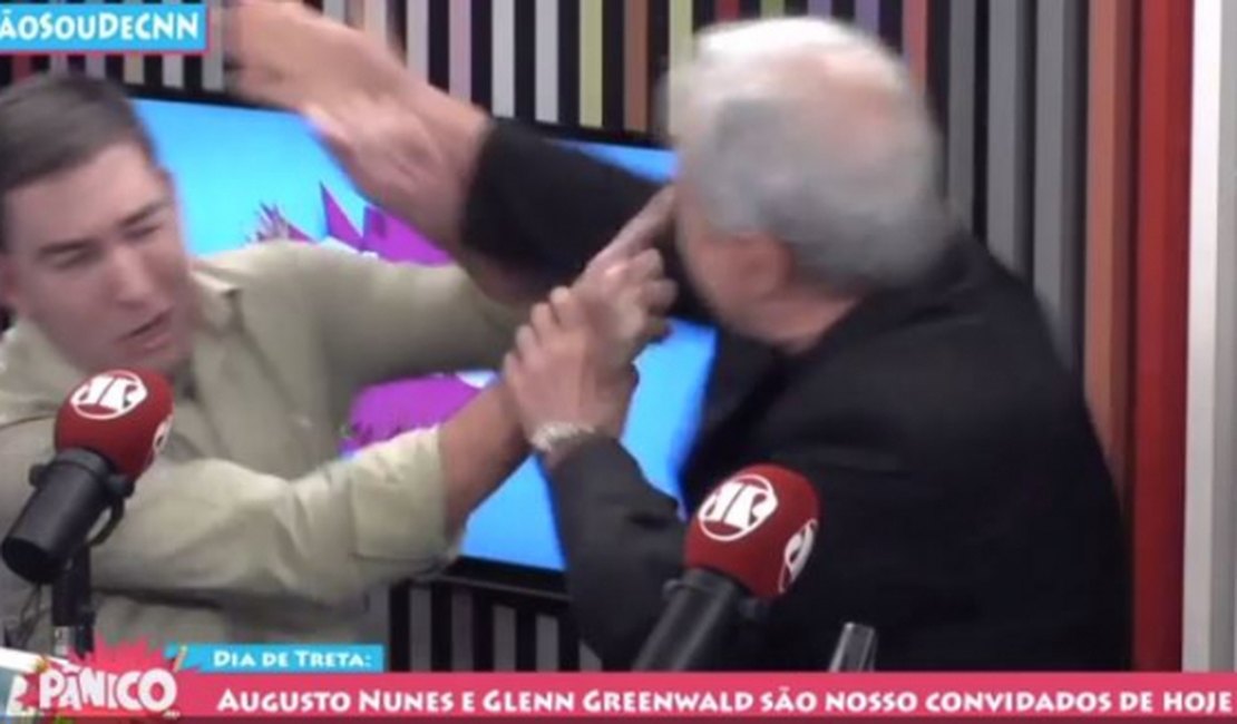 Augusto Nunes agride Glenn Greenwald no Pânico