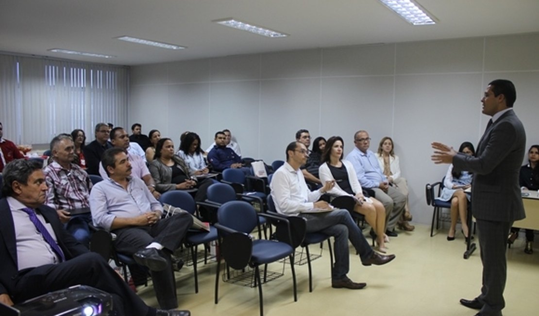 I Encontro de Fornecedores é realizado na Secretaria de Estado do Planejamento