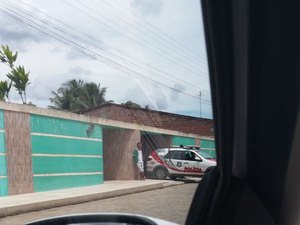 Polícia cumpre mandado na casa de ex-prefeito de Campo Grande