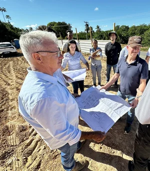 CAF e Seinfra fazem visita técnica às obras de saneamento e abastecimento de água no Litoral Norte