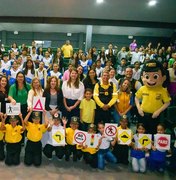 Detran educa mais de 10 mil estudantes sobre segurança no trânsito em ação do Maio Amarelo