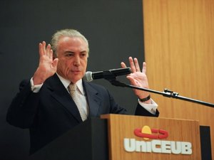 Câmara deve abrir processo de impeachment contra Temer