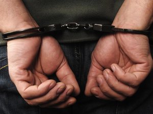 Jovem é preso suspeito de homicídio no bairro do Rio Novo